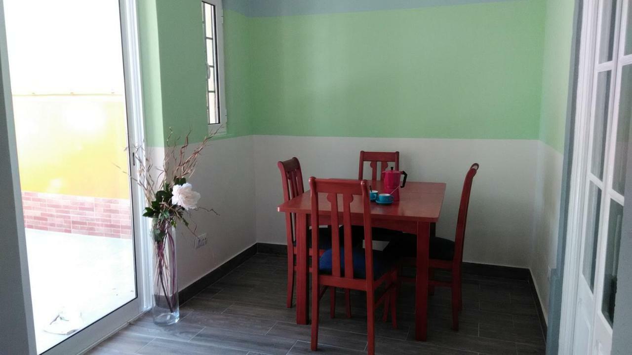 Apartament's Veiga Areeiro Gæstehus